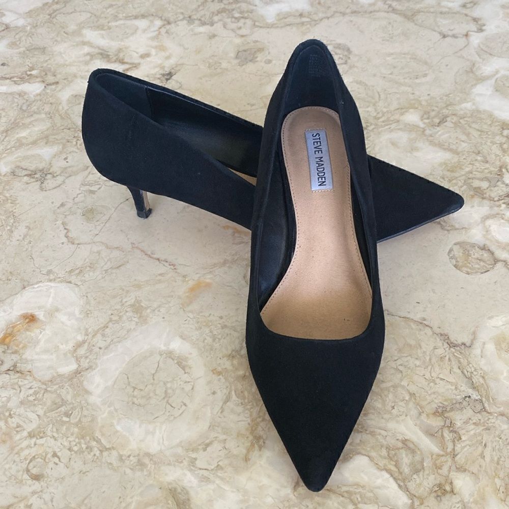 Steve Madden Sabrinah Sleek Black Suede Leather Kitten Heel Pointed Toe Pumps